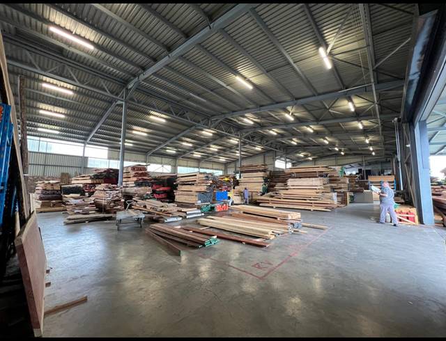 1,485M² WAREHOUSE TO LET IN LASER PARK